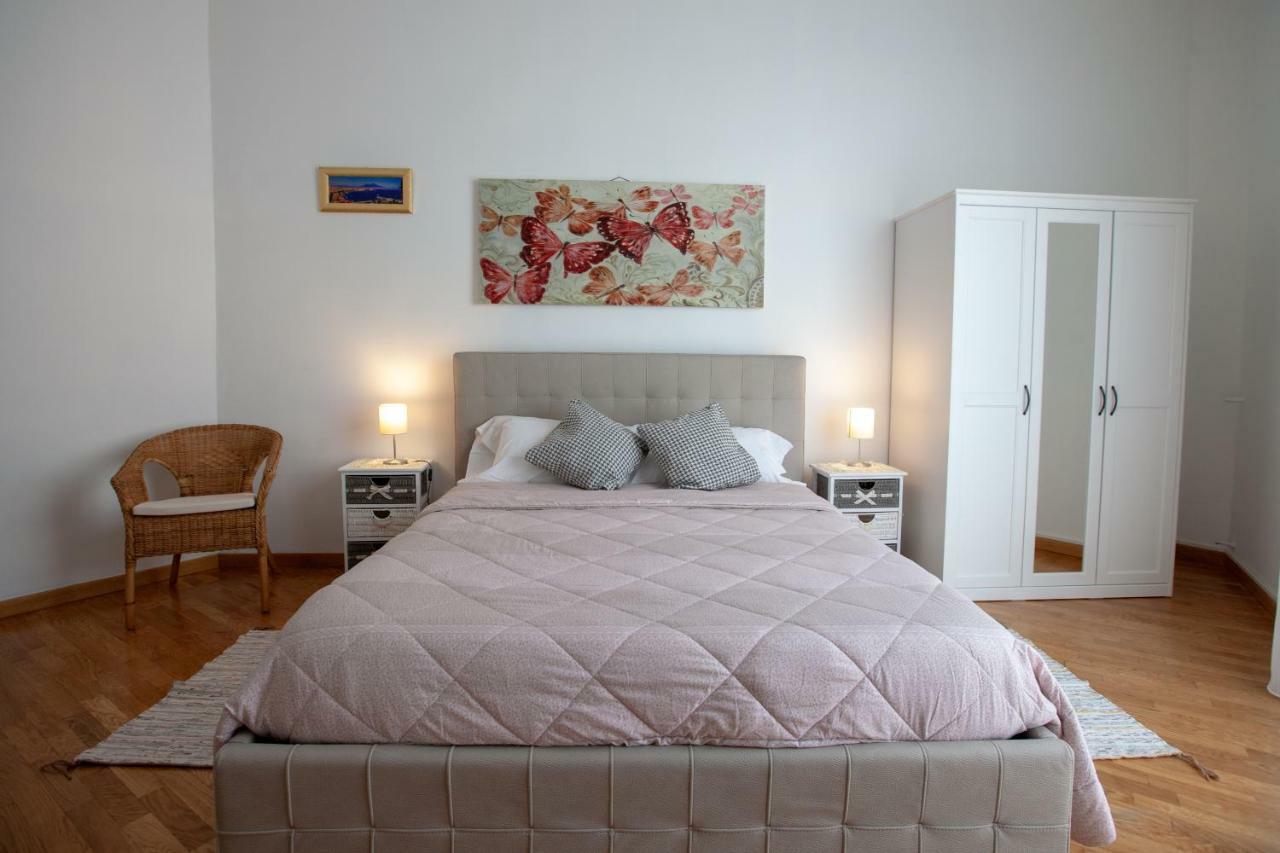 Garibaldi House Apartment Napoli Eksteriør bilde
