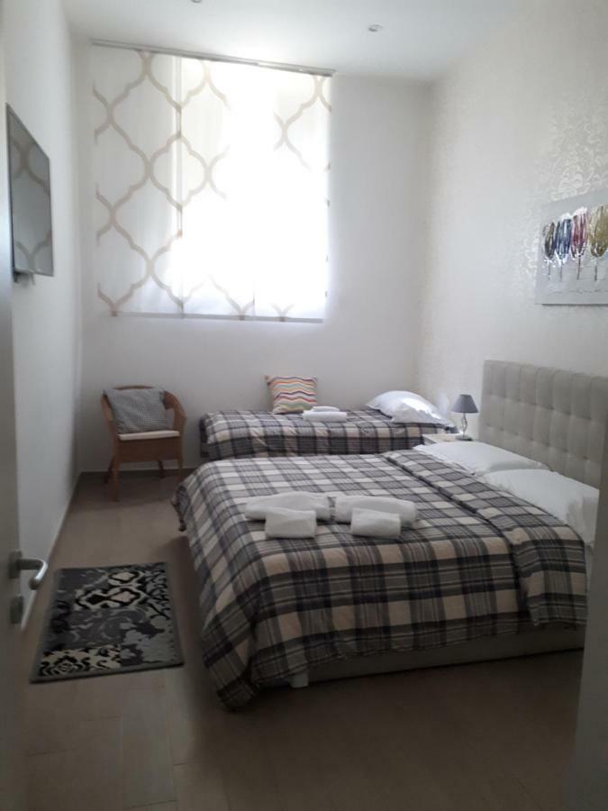 Garibaldi House Apartment Napoli Eksteriør bilde