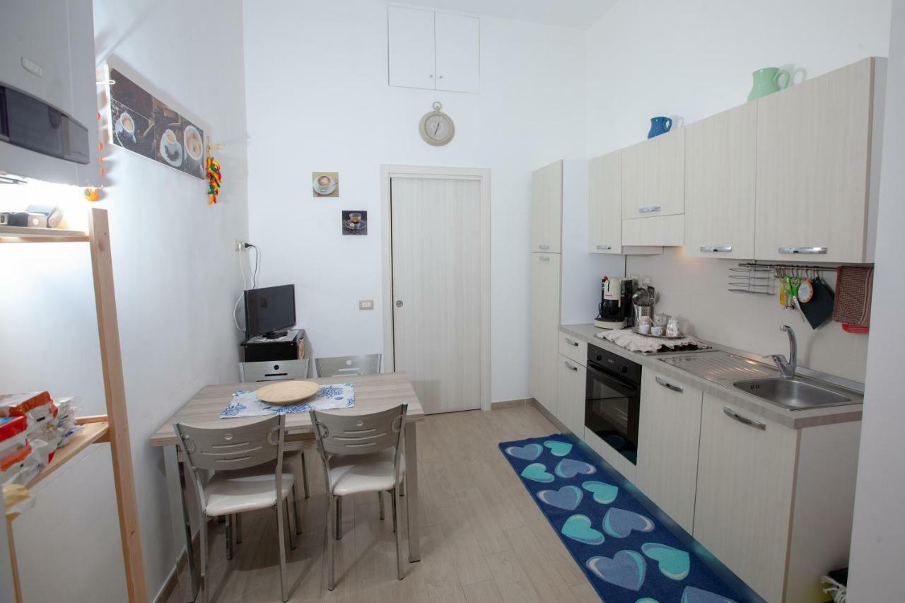 Garibaldi House Apartment Napoli Eksteriør bilde