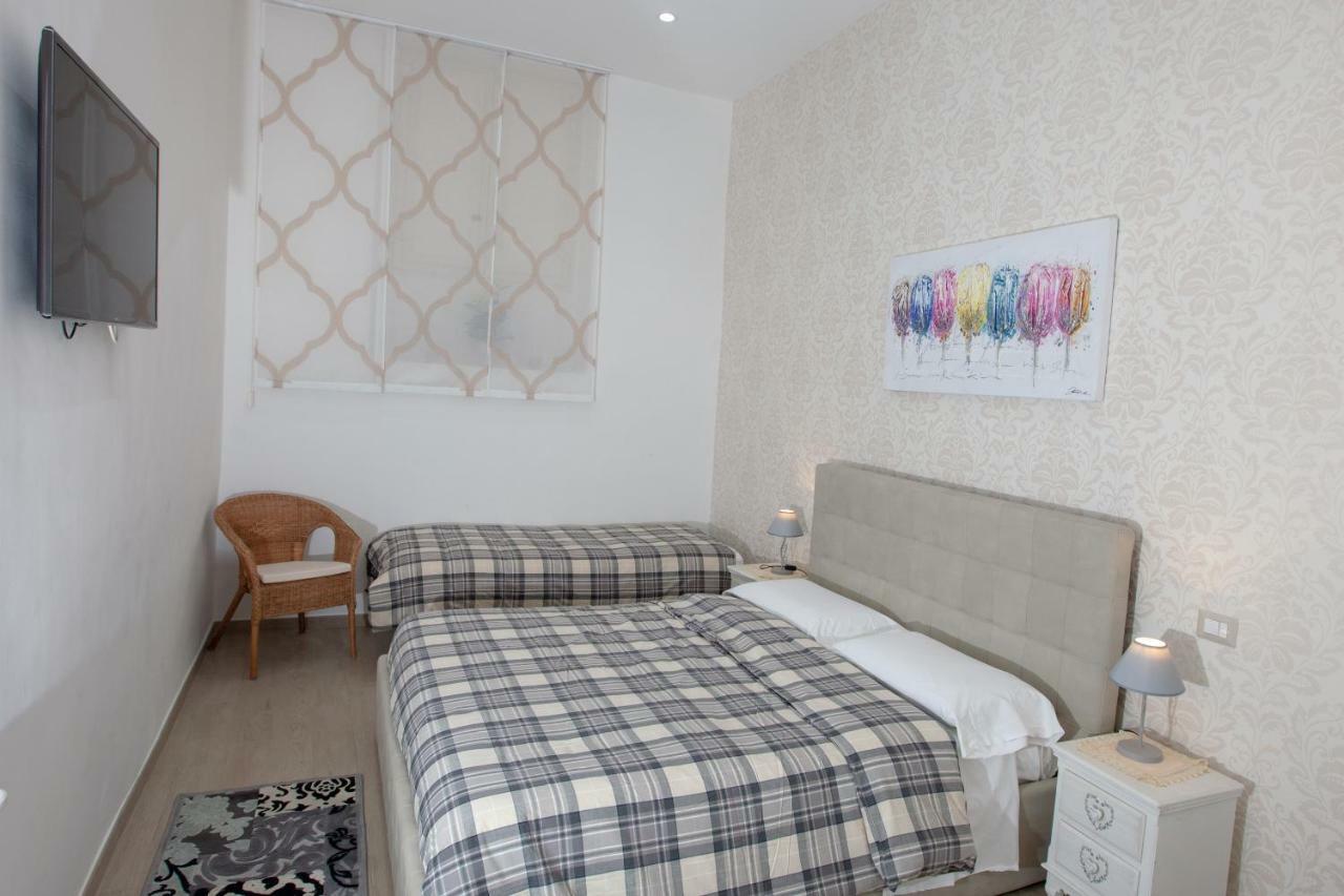 Garibaldi House Apartment Napoli Eksteriør bilde